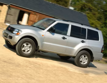 Mitsubishi Shogun 5-door [UK-spec] '1999–2003