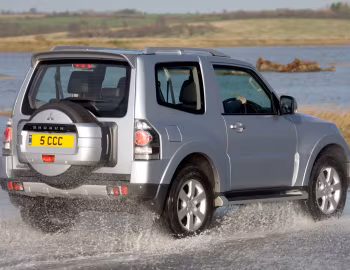 Mitsubishi Shogun 3-door [UK-spec] '2006–11