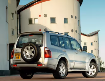 Mitsubishi Shogun 5-door [UK-spec] '2003–06