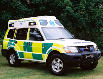 Mitsubishi Shogun Ambulance [UK-spec] '1999–2003