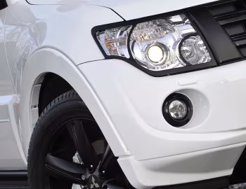 Mitsubishi Shogun "Black" [UK-spec] '2012