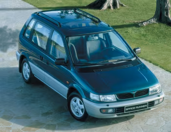 Mitsubishi Space Runner (N10W) '1995–10.1997