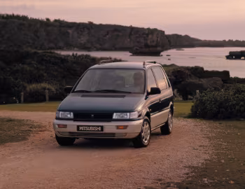 Mitsubishi Space Runner (N10W) '1991–95