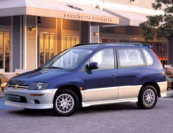Mitsubishi Space Runner (N61W) '1999–08.2002