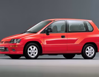 Mitsubishi Space Runner (N61W) '1999–08.2002