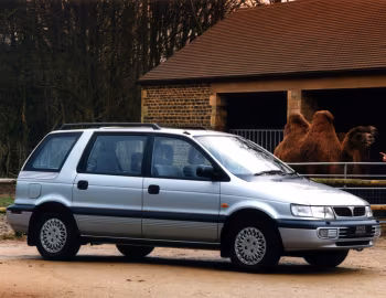 Mitsubishi Space Wagon [UK-spec] '1994–97