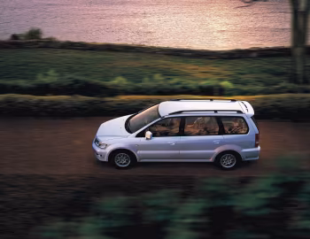 Mitsubishi Space Wagon [Worldwide] (N50) '1997–2003
