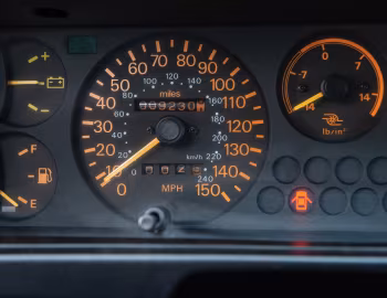 Комбинация приборов 1987–89 Mitsubishi Starion ESI-R [North America] '1986–89