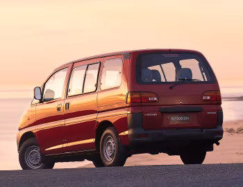 Mitsubishi Starwagon '1997–2007