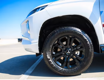 Mitsubishi Triton Athlete Double Cab [South Africa] '2023–24
