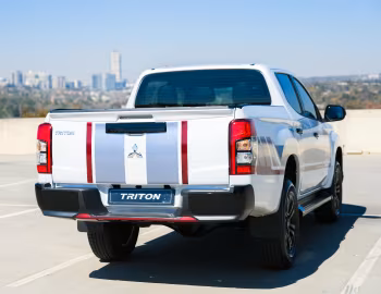 Mitsubishi Triton Athlete Double Cab [South Africa] '2023–24