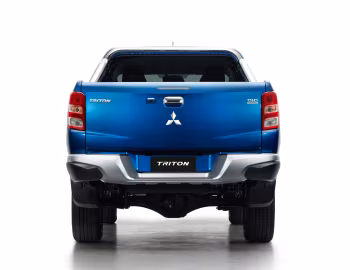 Mitsubishi Triton Exceed Double Cab [Australia] '2015–18