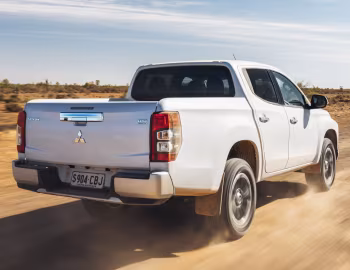 Mitsubishi Triton GLS Double Cab [Australia] '2019–24