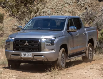 Mitsubishi Triton GLS Double Cab [Australia] '2024–pr.