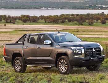 Mitsubishi Triton GLS Double Cab [South Africa] '2024–pr.