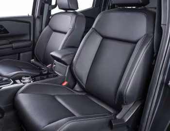 Interior Mitsubishi Triton GLS Double Cab [South Africa] '2024–pr.