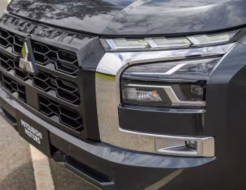 Mitsubishi Triton GLS Double Cab [Thailand] '2023–pr.
