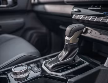 Intérieur Mitsubishi Triton GLS Double Cab [Thailand] '2023–pr.