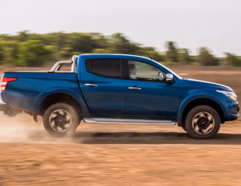 Mitsubishi Triton GLS Double Cab [Australia] '2015–18