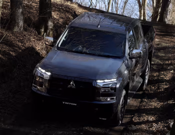Mitsubishi Triton GLS Double Cab [Japan] '2024–pr.