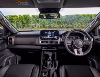 Panneau avant Mitsubishi Triton GLS Double Cab [Thailand] '2023–pr.