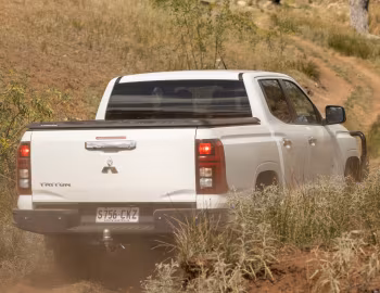 Mitsubishi Triton GLS Double Cab Accessorized [Australia] '2024–pr.