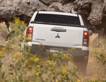 Mitsubishi Triton GLS Double Cab Accessorized [Australia] '2024–pr.