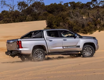 Mitsubishi Triton GLS Double Cab Pre-production [Australia] '12.2023