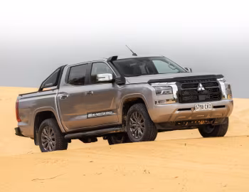 Mitsubishi Triton GLS Double Cab Pre-production [Australia] '12.2023