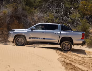 Mitsubishi Triton GLS Double Cab Pre-production [Australia] '12.2023