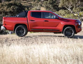 Mitsubishi Triton GLX-R Double Cab [Australia] '2025–н.в.