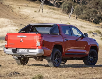 Mitsubishi Triton GLX-R Double Cab [Australia] '2025–pr.