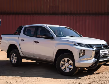 Mitsubishi Triton GLX "Limited Edition" Double Cab [South Africa] '2023–24