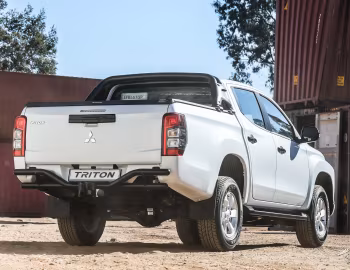 Mitsubishi Triton GLX "Limited Edition" Double Cab [South Africa] '2023–24