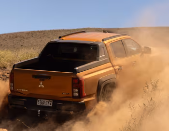 Mitsubishi Triton GSR Double Cab [Australia] '2024–pr.