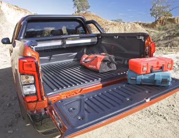 Mitsubishi Triton GSR Double Cab [Australia] '2020–24