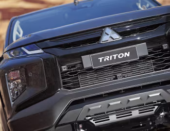 Mitsubishi Triton GSR Double Cab [Australia] '2020–24
