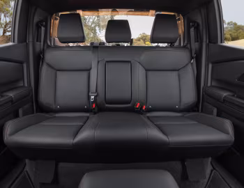 Interior Mitsubishi Triton GSR Double Cab Pre-production [Australia] '12.2023