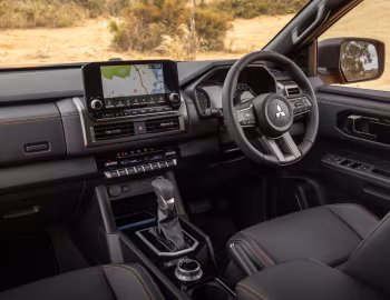 Торпедо Mitsubishi Triton GSR Double Cab Pre-production [Australia] '12.2023