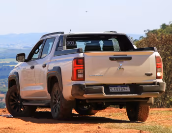 Mitsubishi Triton Katana [Latam] '2024–pr.