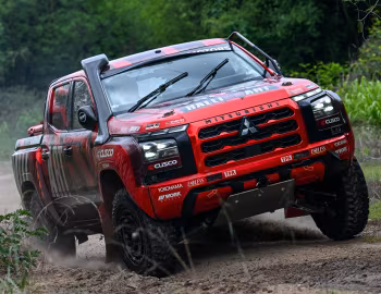 Mitsubishi Triton Ralliart AXCR '2026
