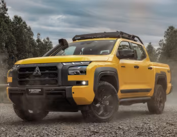 Mitsubishi Triton Savana [Latam] '2025–26