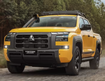 Mitsubishi Triton Savana [Latam] '2025–26