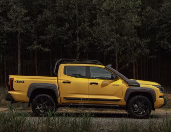 Mitsubishi Triton Savana [Latam] '2025–26