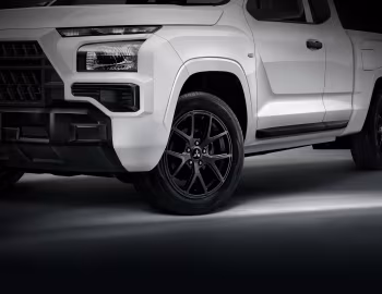 Mitsubishi Triton Street Mega Cab Low Rider [Thailand] '2026