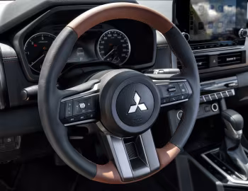Intérieur Mitsubishi Triton Terra [Latam] '2026