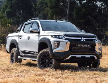 Mitsubishi Triton Xtreme Double Cab [South Africa] '2020–23