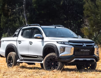Mitsubishi Triton Xtreme Double Cab [South Africa] '2020–23