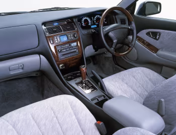 Интерьер Mitsubishi Verada AWD (KJ) '2002–03