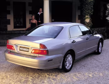 Mitsubishi Verada Xi (KH) '1999–2000